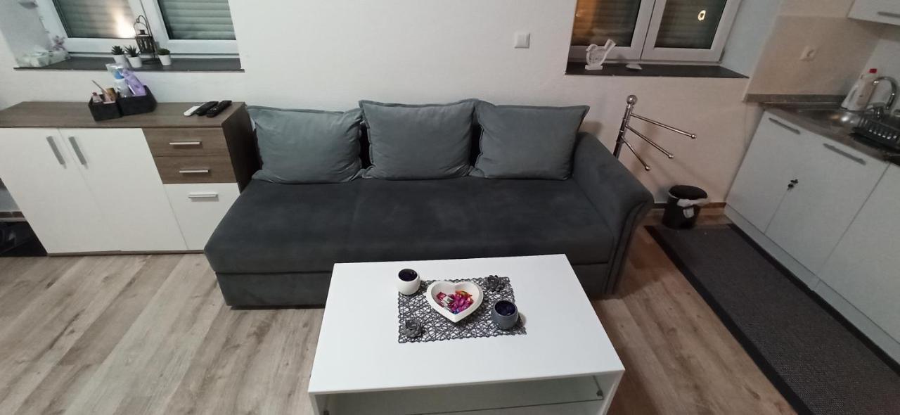Helly'S Apartman - Self Check-In - Jajce Exterior photo